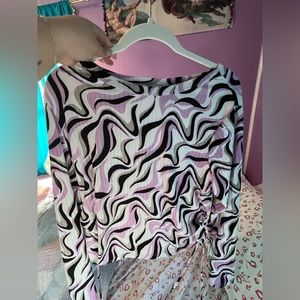 Cropped Long Sleeve Tee